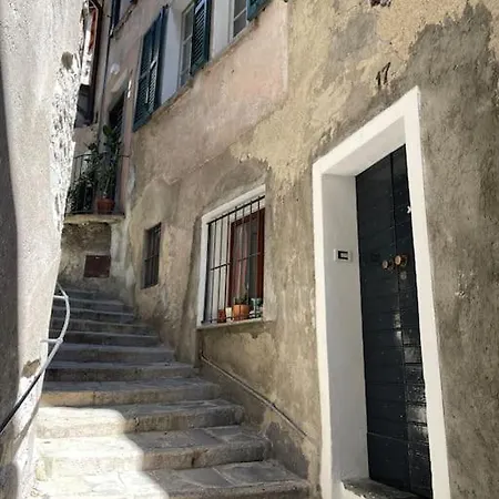 Casa Curie 17 In Borgo Storico Σπίτι διακοπών